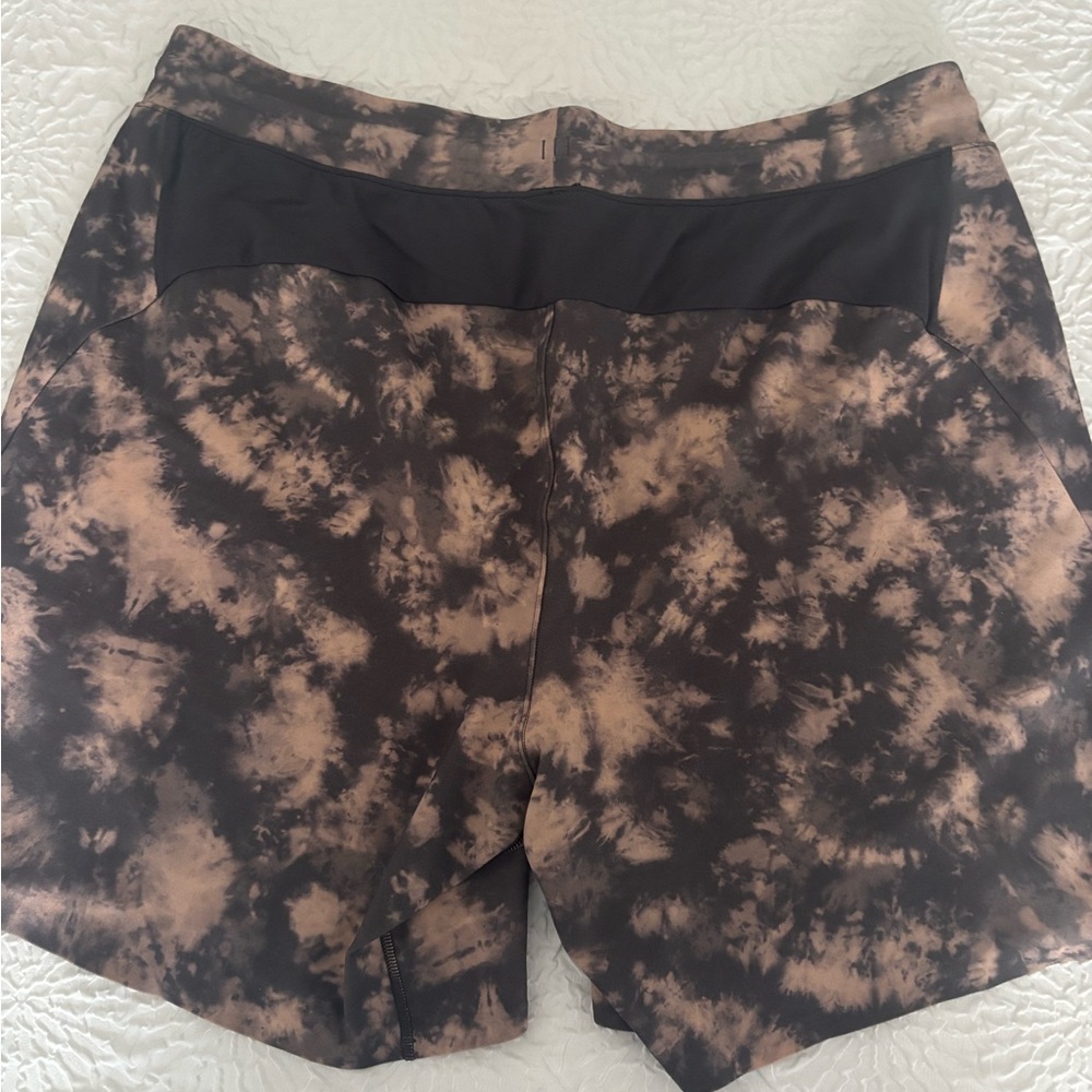 Lululemon Shorts - Picture 2 of 2